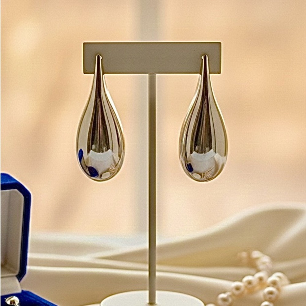 Bold Oversized Modernist Silver ToneTeardrop Statement Earrings